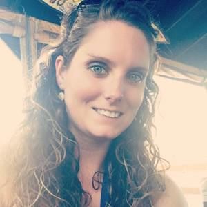 Meet your Posher, Desiree